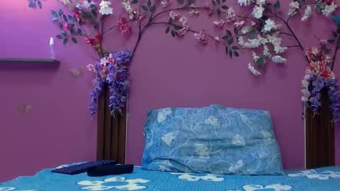 barbi online show from January 9, 12:02 am