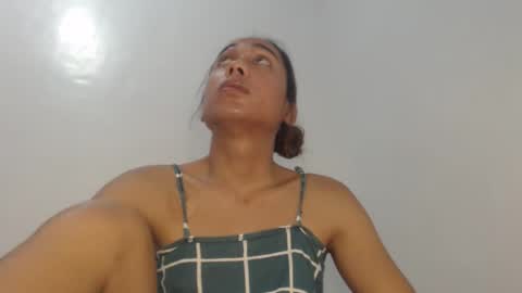 skinnybigcock_georgia online show from May 7, 2:50 am