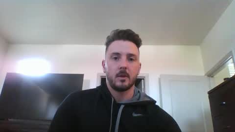 skinnyguylongdick1 online show from December 8, 8:58 pm