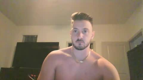 skinnyguylongdick1 online show from December 29, 5:31 am
