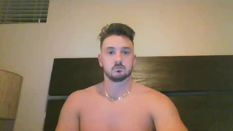 skinnyguylongdick1 online show from February 11, 1:52 am