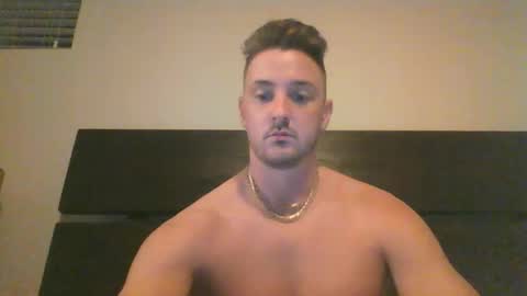 skinnyguylongdick1 online show from September 29, 2:16 am
