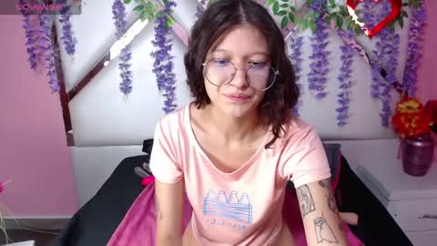  SKINNYHORNY   online show from January 31, 10:42 am