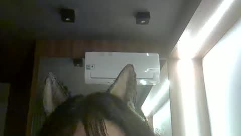 skinnykittencam online show from February 14, 3:20 pm