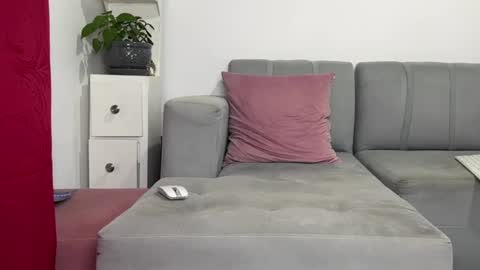 skinnylatin69 online show from January 14, 1:58 am