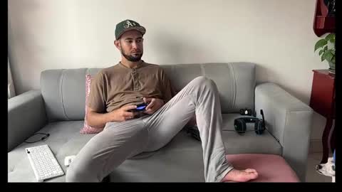 skinnylatin69 online show from February 20, 5:29 pm