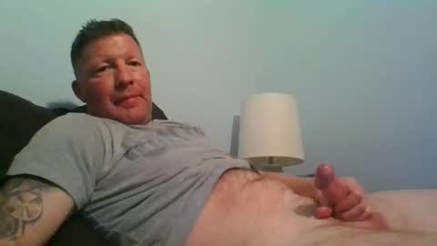 skinnymeat858205 online show from March 28, 3:28 am