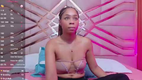 SAMANTHA  online show from June 21, 7:05 pm