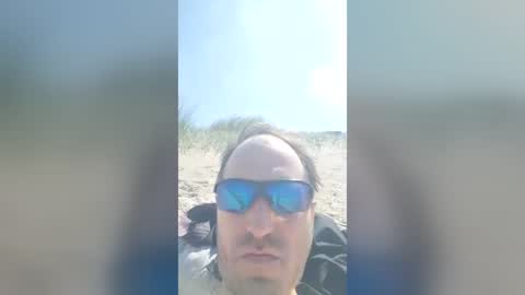 skinnytomdickinson online show from July 15, 9:03 am
