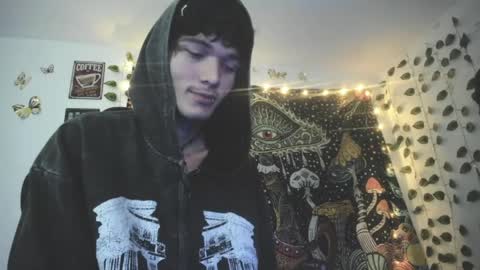 Snapshot of skiny_dann chatting on April 24, 3:31 am skiny_dann online show from April 24, 3:31 am