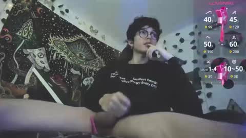 Snapshot of skiny_dann chatting on May 19, 3:13 am skiny_dann online show from May 19, 3:13 am