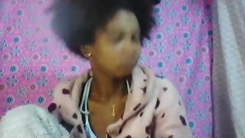 skinygirl2 online show from July 4, 5:35 am