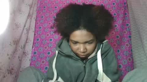 skinygirl2 online show from July 12, 8:16 am