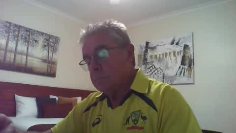 Skipper1970 online show from March 2, 5:30 am