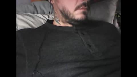 Snapshot of skippy6988 chatting on November 8, 6:51 pm Easy-E online show from November 8, 6:51 pm