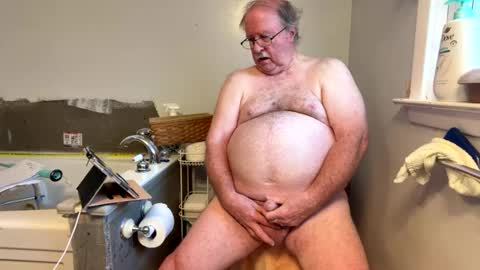 Skipstar  seneca cum online show from October 20, 3:45 pm