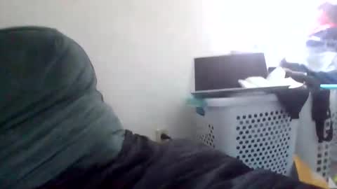 Snapshot of skulldaddy1 chatting on May 21, 9:33 pm skulldaddy1 online show from May 21, 9:33 pm