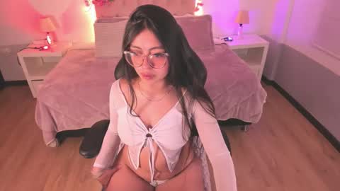 Hanna  online show from October 12, 2:32 am