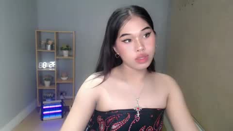    online show from December 17, 10:34 am