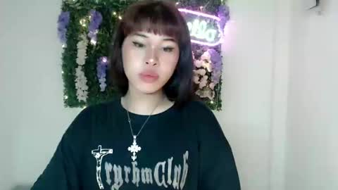    online show from January 7, 8:45 am