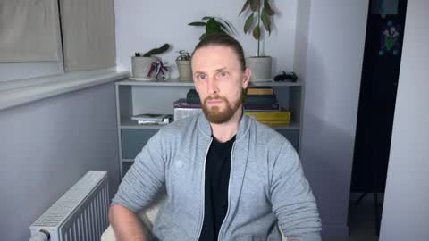 sky_guy25 online show from October 20, 8:20 pm