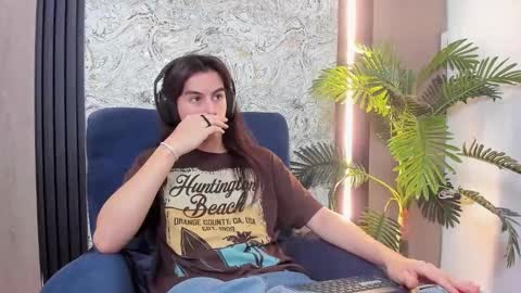 Santiago online show from January 11, 12:10 pm