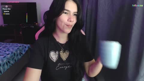 Snapshot of sky_lover_ chatting on February 16, 8:54 am Sky online show from February 16, 8:54 am
