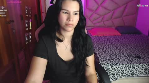 Snapshot of sky_lover_ chatting on May 29, 8:45 am Sky online show from May 29, 8:45 am