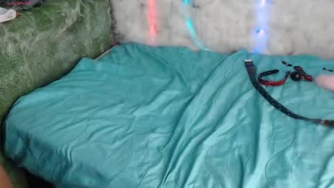 Snapshot of sky_walkerss chatting on March 11, 1:55 am sky_walkerss online show from March 11, 1:55 am