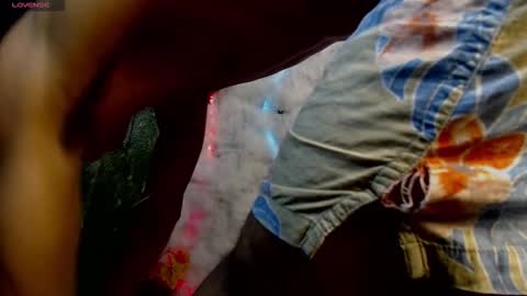 Snapshot of sky_walkerss chatting on March 14, 4:51 am sky_walkerss online show from March 14, 4:51 am