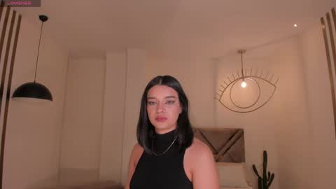 Snapshot of skydelacroix chatting on March 24, 3:11 am Sky Delacroix online show from March 24, 3:11 am