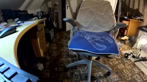 skydog819 online show from February 10, 11:53 pm