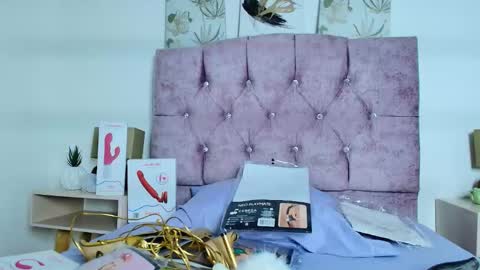 skye moore online show from October 9, 11:52 am