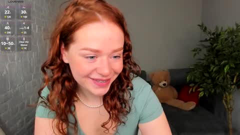 Skye online show from December 21, 1:42 pm