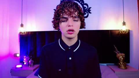 Angel online show from January 6, 8:01 pm