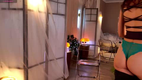 Ann online show from November 24, 6:07 pm