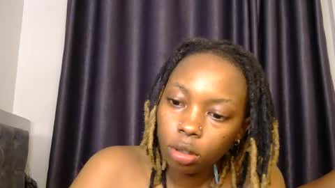 Snapshot of skylar28_ chatting on June 14, 4:09 pm skylar28_ online show from June 14, 4:09 pm