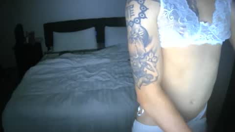 skylardaniels online show from September 23, 5:27 pm