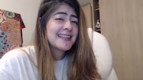 Skyler online show from December 14, 4:12 am