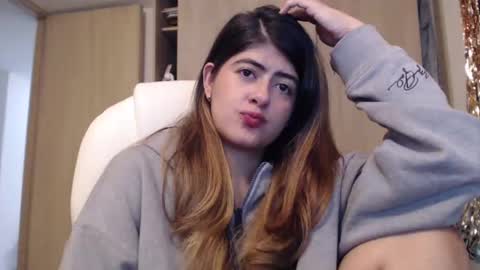 Skyler online show from February 26, 2:48 am