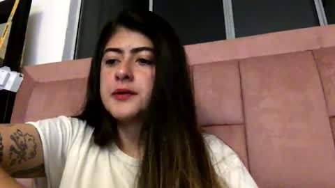 Snapshot of skyler1195 chatting on March 17, 1:54 am Skyler online show from March 17, 1:54 am