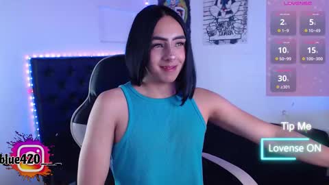 blue online show from November 22, 8:08 pm