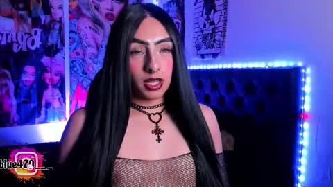 Snapshot of skyler__blue4 chatting on March 3, 1:23 am blue online show from March 3, 1:23 am