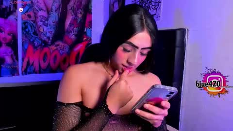 Snapshot of skyler__blue4 chatting on March 6, 11:45 pm blue online show from March 6, 11:45 pm