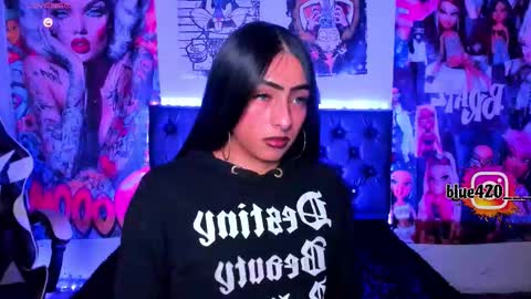 Snapshot of skyler__blue4 chatting on March 20, 12:37 am blue online show from March 20, 12:37 am