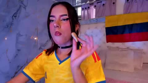skyler_rouse online show from June 17, 7:37 pm