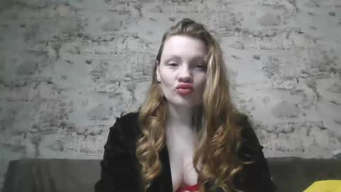 Skyler online show from February 21, 10:15 pm