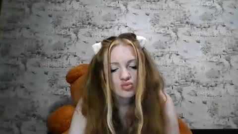 Skyler online show from September 24, 6:11 pm