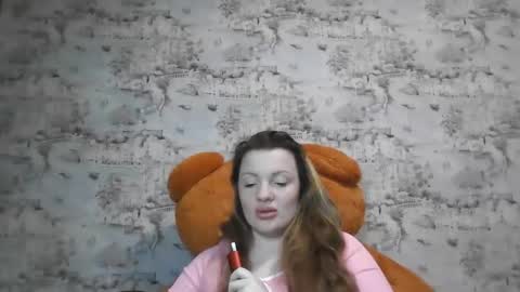 Skyler online show from March 25, 4:02 pm