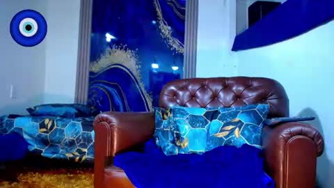 Snapshot of skyler_wild chatting on August 1, 12:54 am Skyler online show from August 1, 12:54 am
